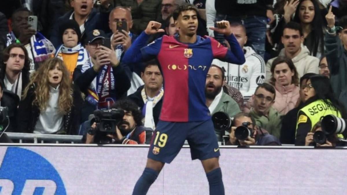 Lamine Yamal, celebrando su gol justo antes de recibir gritos racistas