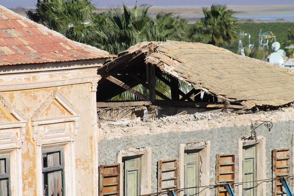 Casa y Torre de Los Balcones con imágenes captadas entre 2008 y 2017 y en el que se observa el deterioro del inmueble