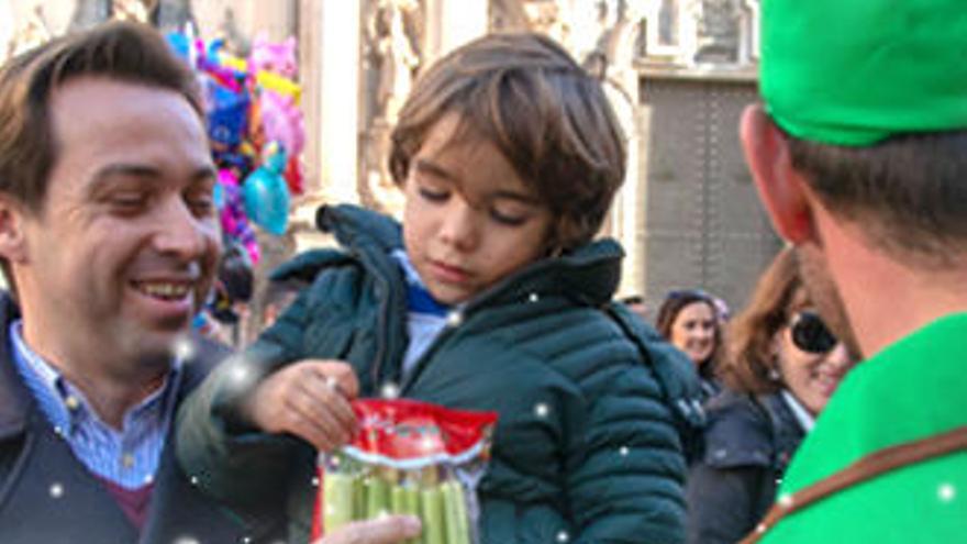 El Papá Noel más verde recorrerá mañana las calles de Murcia