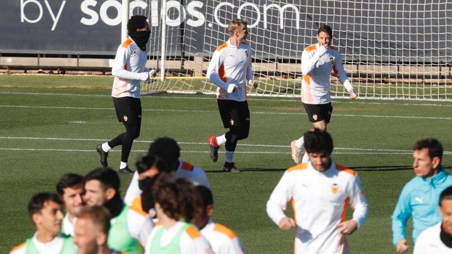 Sorpresas importantes en el entrenamiento previo al Sevilla
