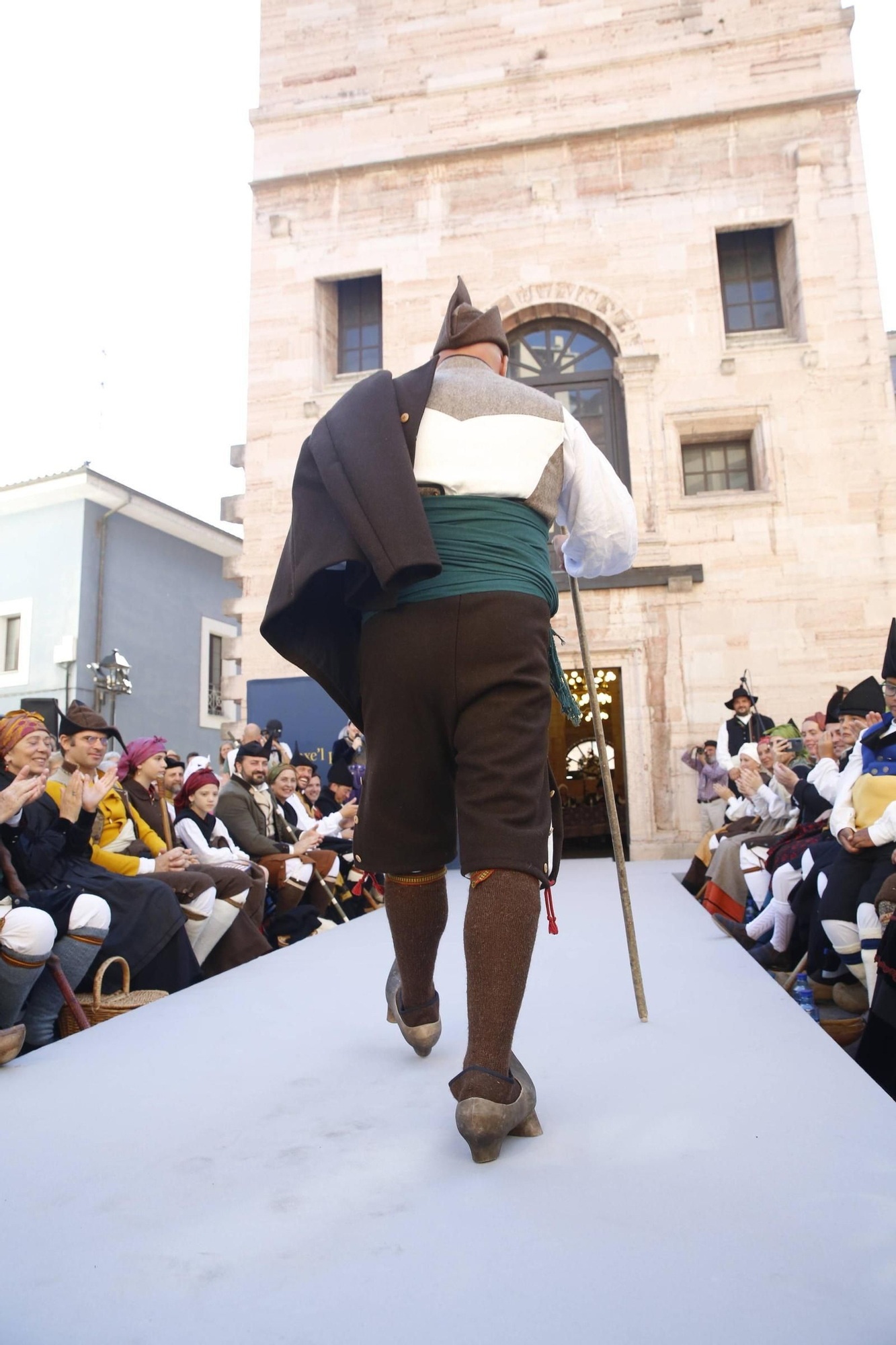 En imágenes: así ha sido el Día'l Traxe'l País en Grado