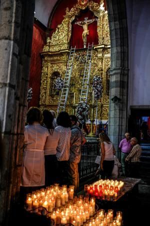 Bajada del Cristo en San Juan