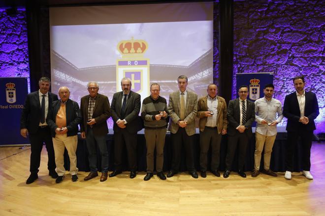 EN IMÁGENES: El Oviedo homenajea a sus abonados más antiguos