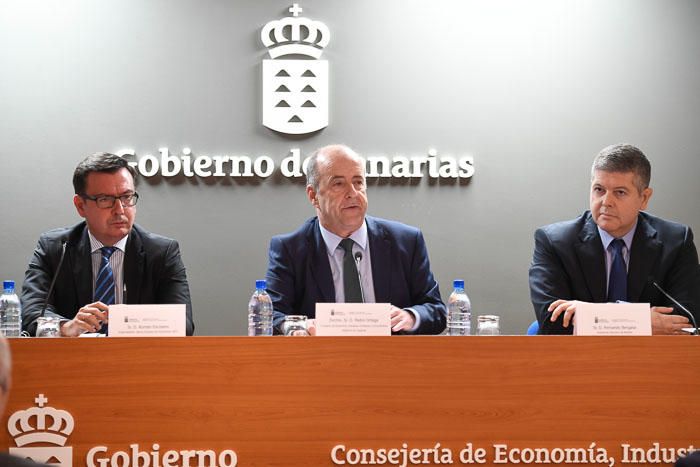 FIRMA CONVENIO ECONOMIA