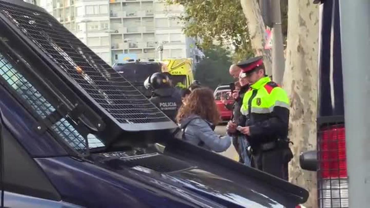 Els Mossos s’han vist obligats a desallotjar els piquets de l’estació d’autobusos Barcelona Nord.