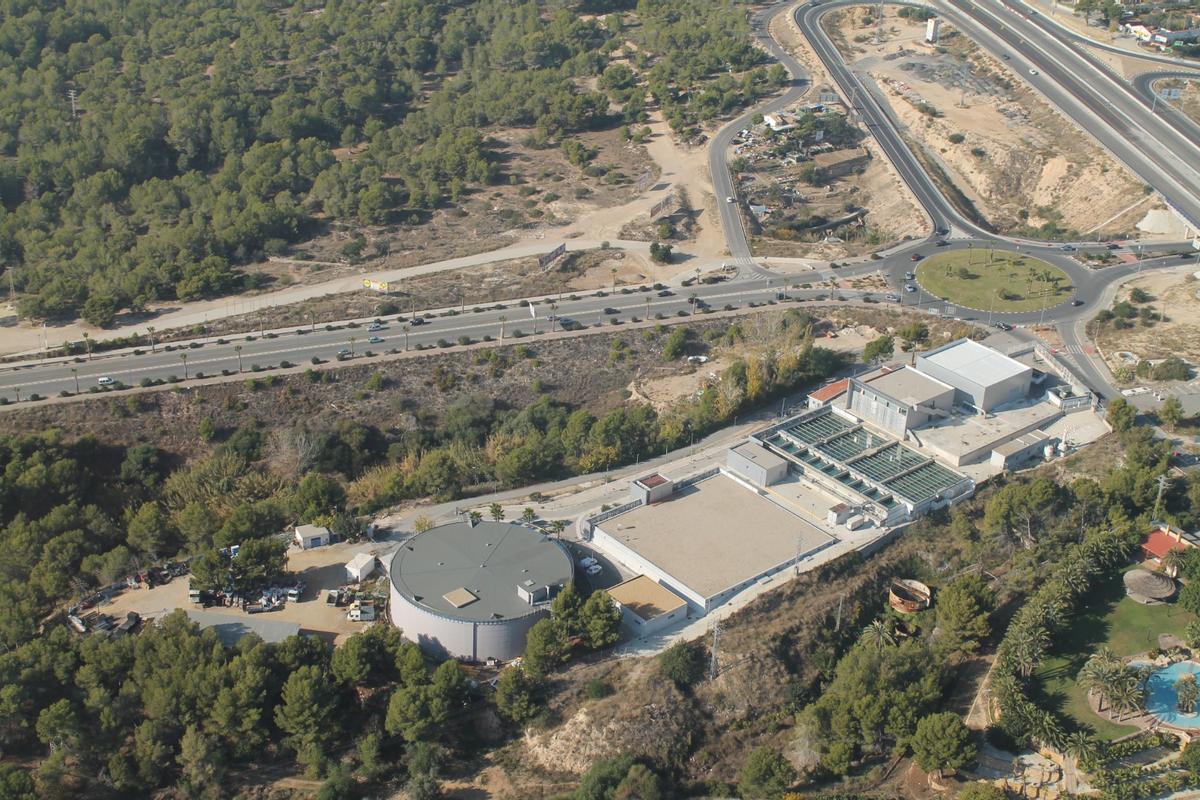 Mitjançant l’Ajuntament de Benidorm i Veolia s’han dut a terme inversions per import superior als 21 milions d’euros en els últims 20 anys