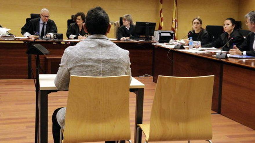 D&#039;esquenes, l&#039;acusat de violar una nena de 9 anys.