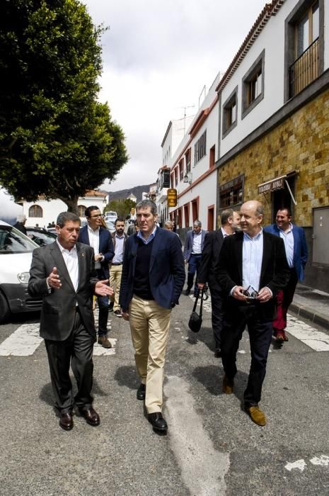 VISITA DE FERNANDO CLAVIJO A TEJEDA