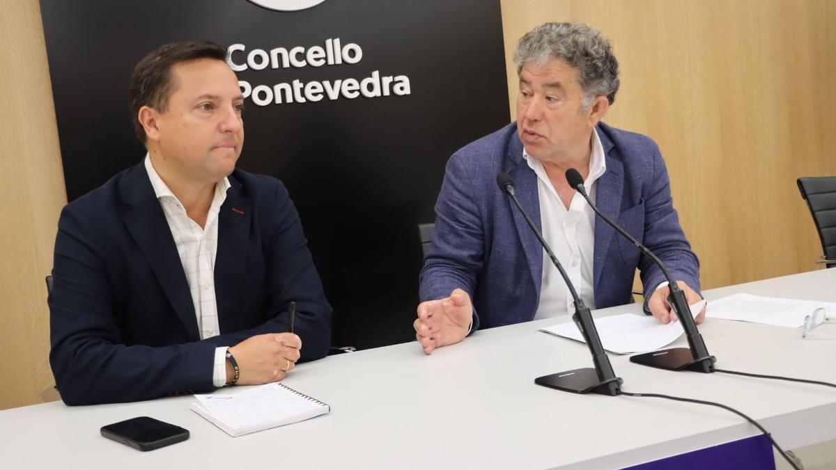David Suárez y Miguel Anxo Fernández Lores presentan el congreso.