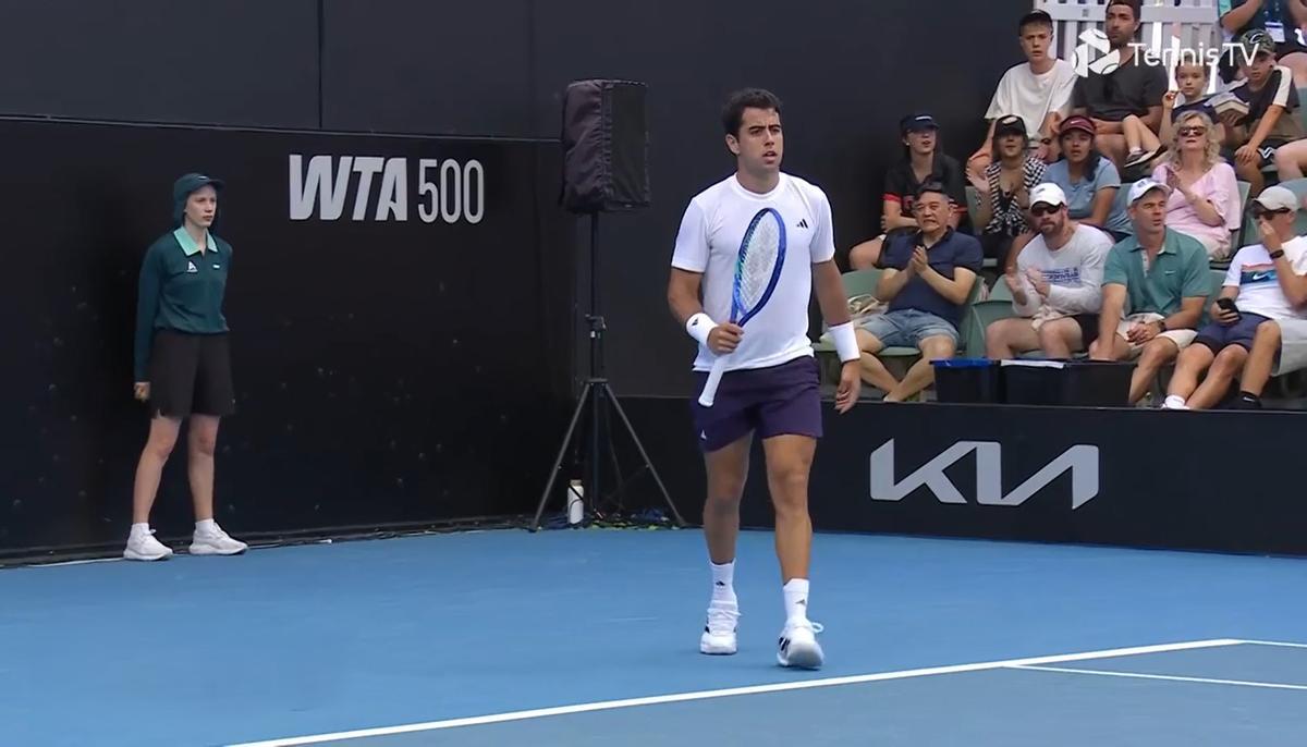 Jaume Munar, en su partido ante Machac en Adelaida