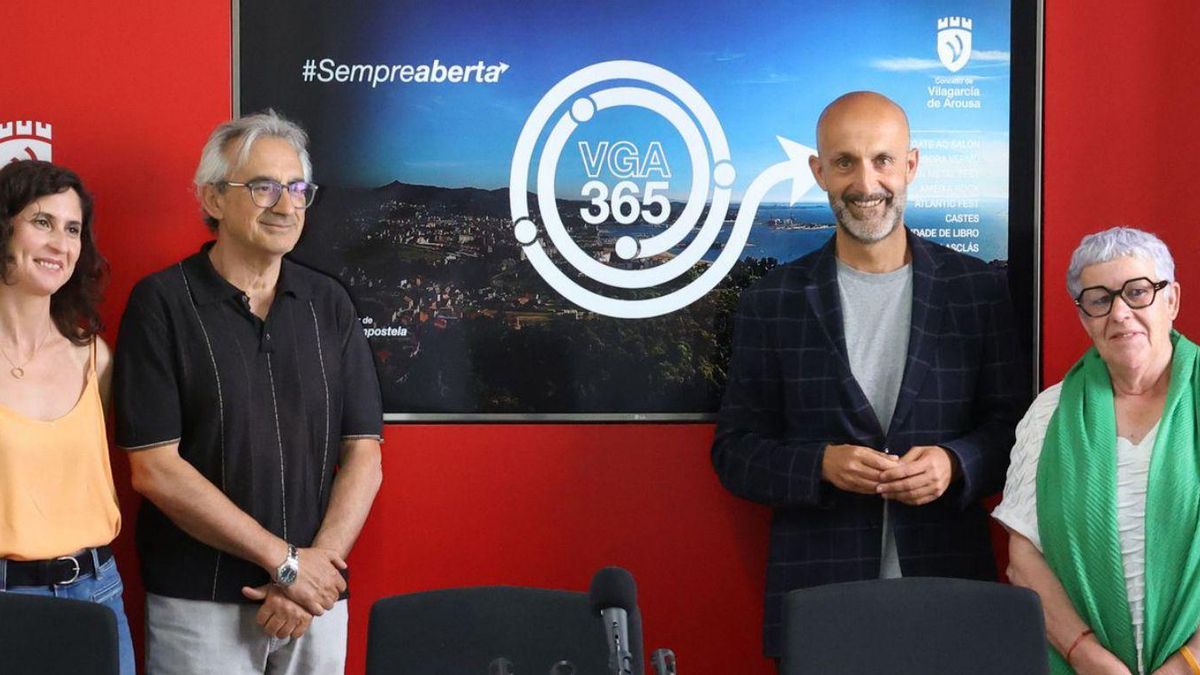 Desde la izquierda, Sonia Outón, Xabier Rodríguez, Álvaro Carou y Rosa Abuín.