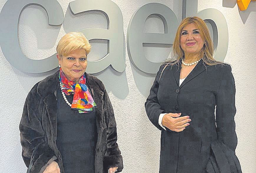 Isabel Agúero y Sedi Behvarrad.