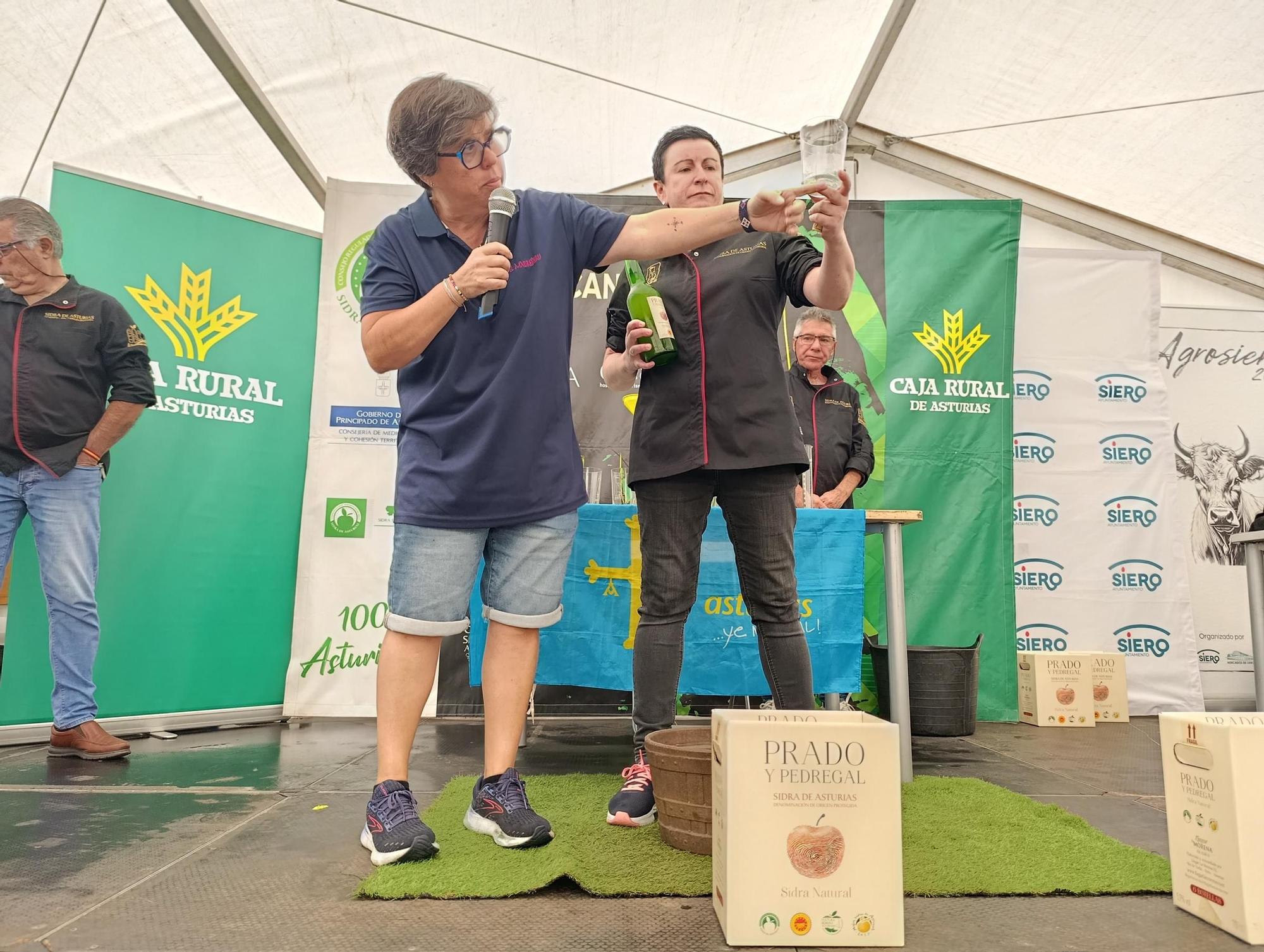 Amauris La Pauta, ganador del Concurso de Escanciadores de Pola de Siero