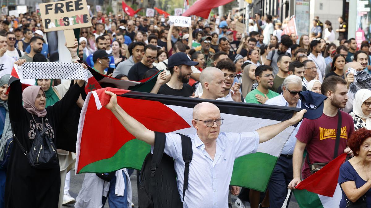 Manifestación de solidaridad y apoyo al pueblo palestino en Barcelona