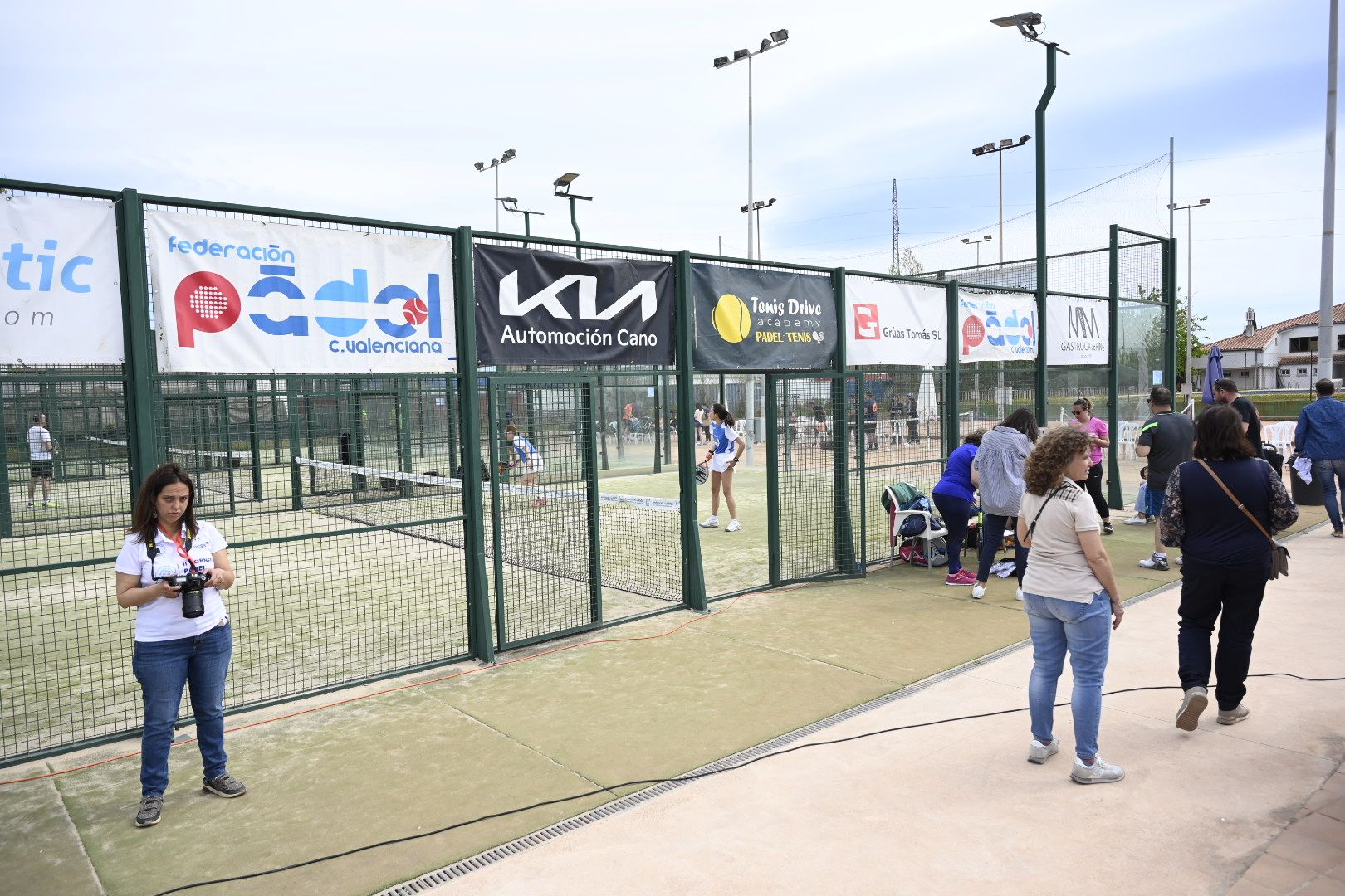 Las mejores imágenes de la jornada de pádel solidario de la Gaiata 15 en Castelló