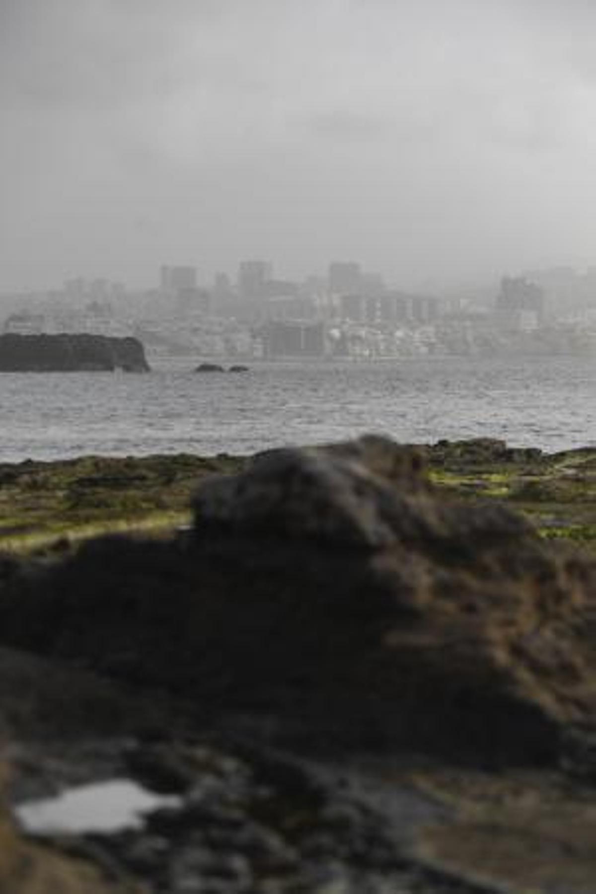 05-02-19 LAS PALMAS DE GRAN CANARIA. CIUDAD. LAS PALMAS DE GRAN CANARIA. METEOROLOGIA. Calima.    Fotos: Juan Castro.  | 06/02/2020 | Fotógrafo: Juan Carlos Castro