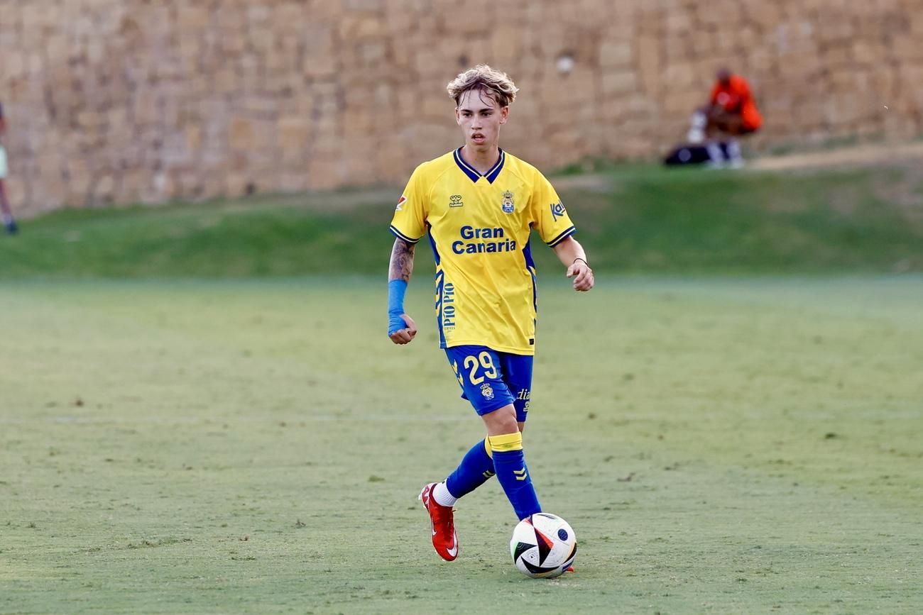 El partido Orlando Pirantes FC-UD Las Palmas, en imágenes (0-0)