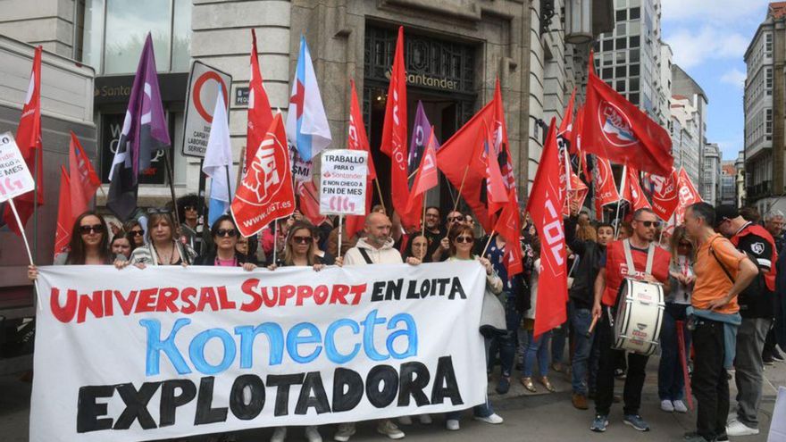 Universal Support denuncia su precariedad laboral