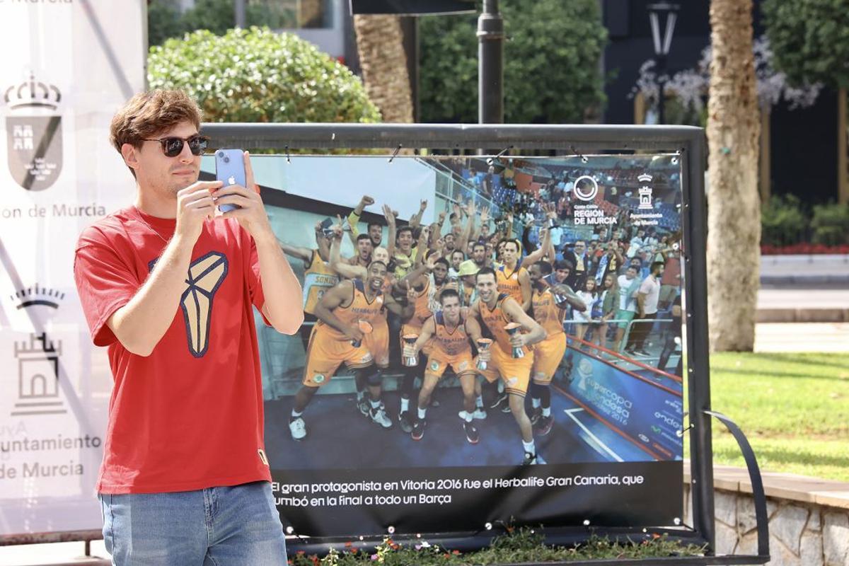 Aledaños del Palacio de los Deportes y Fan Zone de Plaza Circular