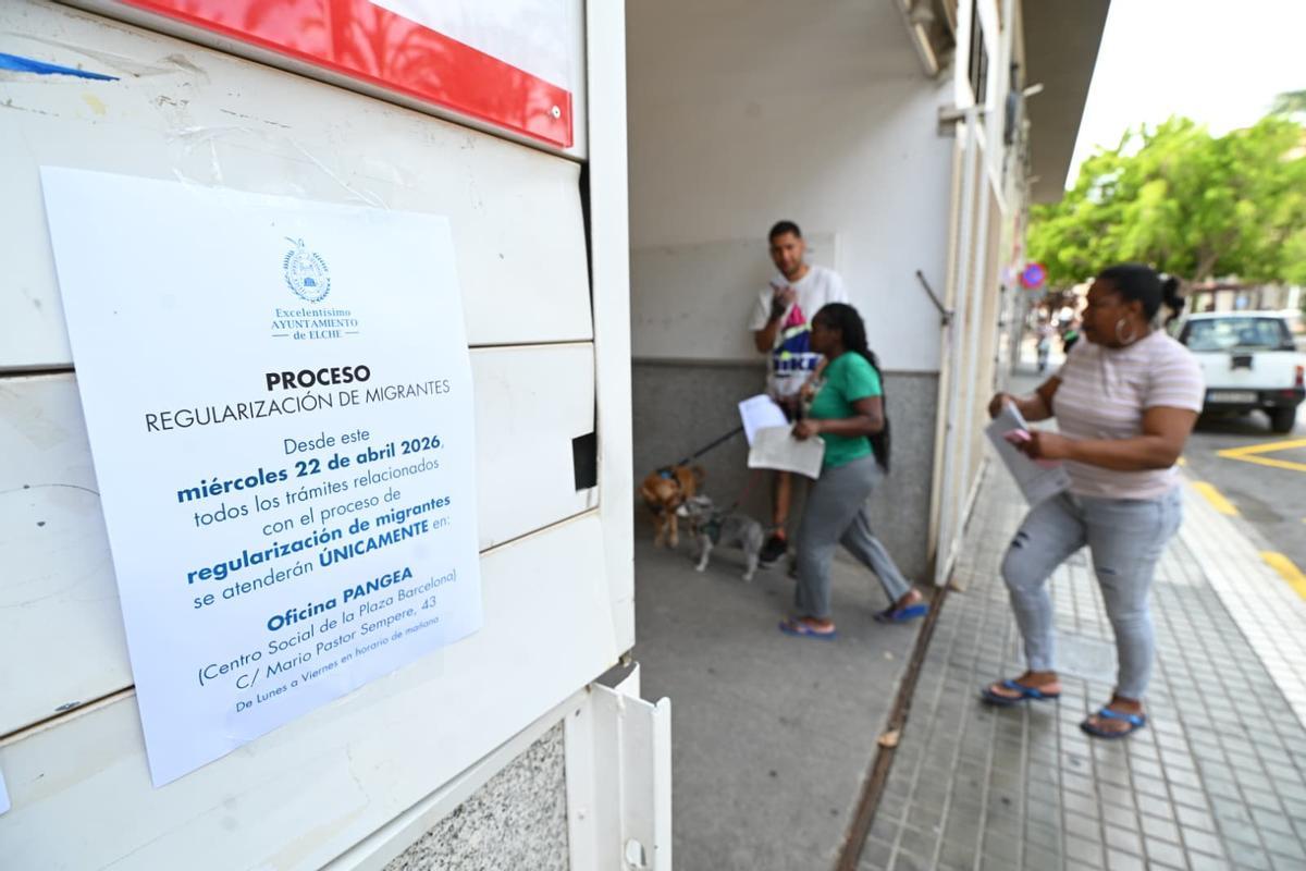 Circulares que avisan que el procedimiento de regulación sólo se realizará en Pangea