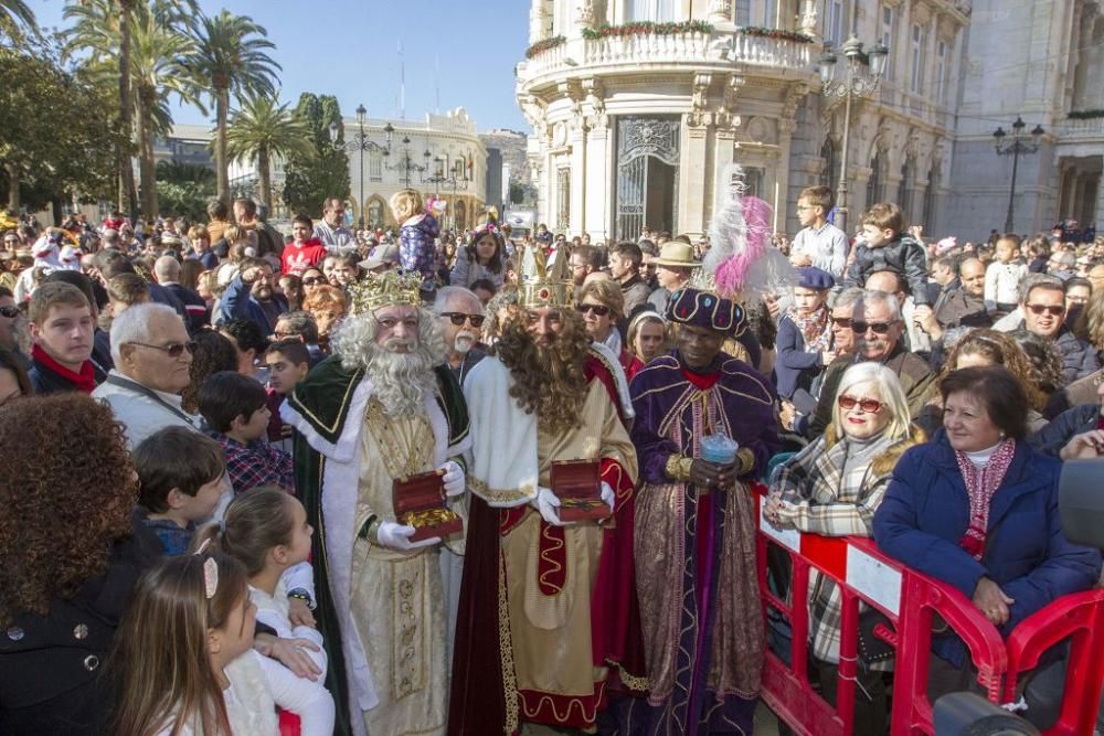 Los Reyes Magos desembarcan en Cartagena