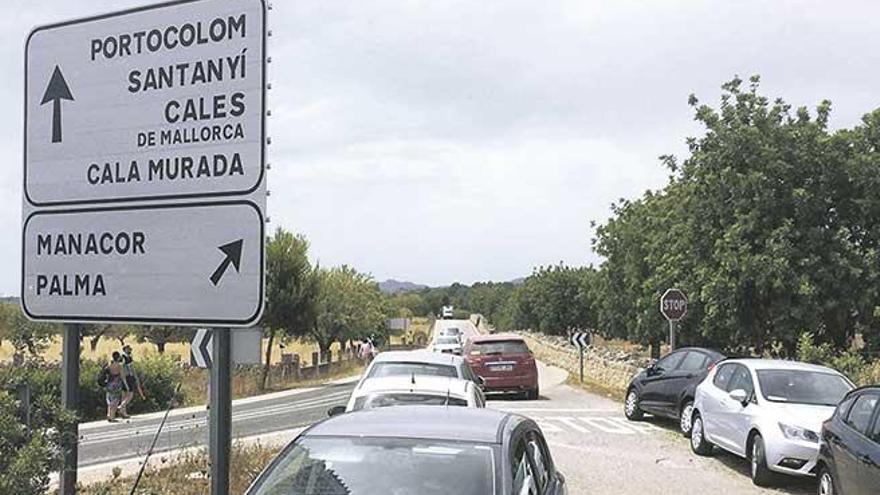 Los coches se concentran en una curva del antiguo trazado.