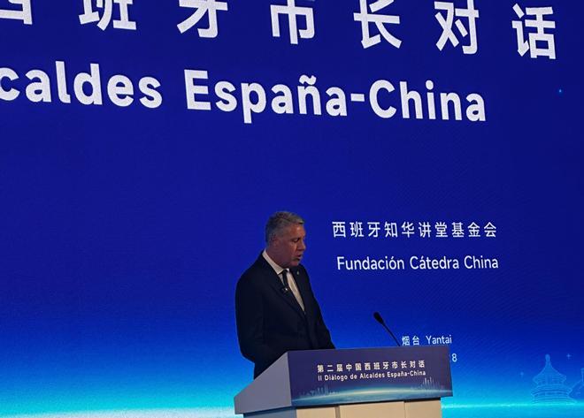Albiol apuesta por impulsar relaciones con China y saca pecho por disponer del segundo polígono de España con más empresas del país asiático