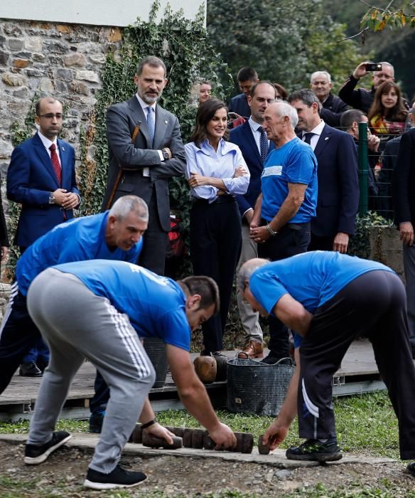 Premios Princesa de Asturias 2018: Los Reyes visitan Moal, "Pueblo Ejemplar" 2018