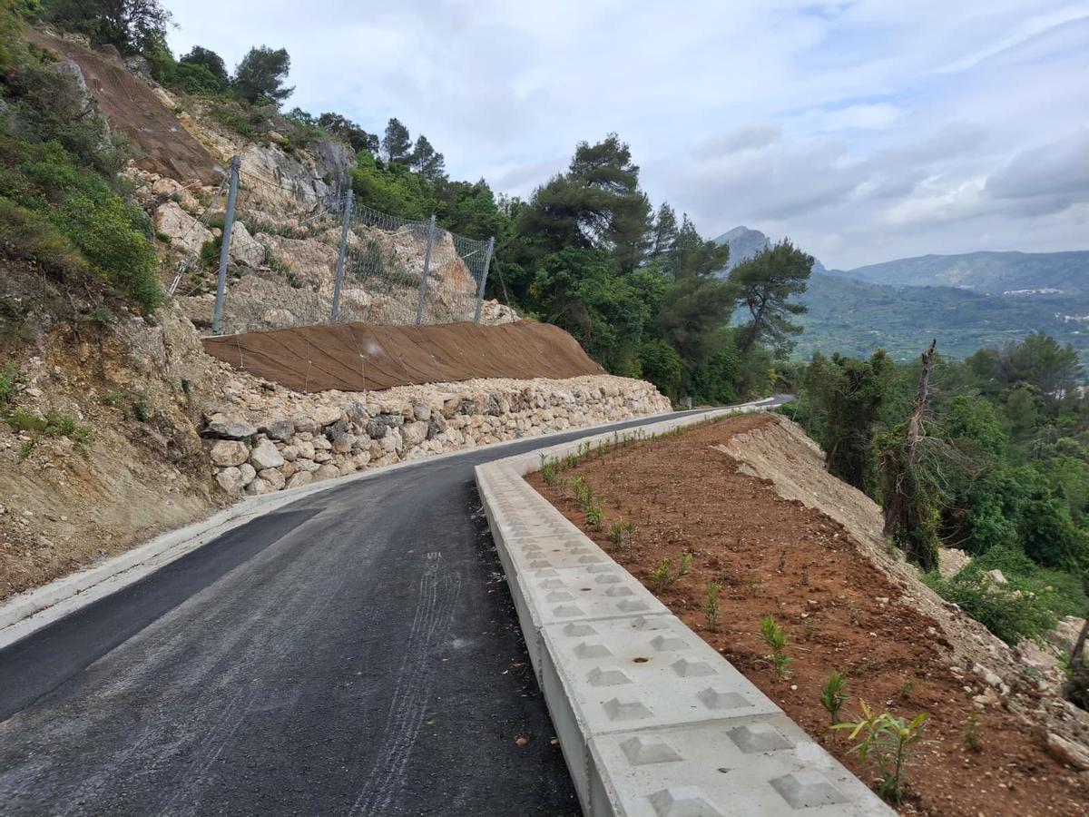 Así ha quedado el esencial Camí del Xap, en la Vall de Gallinera, tras su reapertura (imágenes)