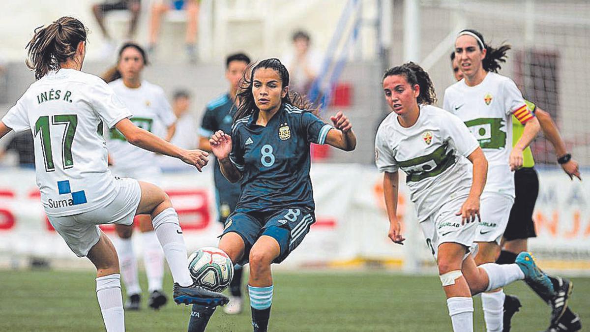 Elche Vs Argentina en el Cotif femenino