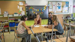 Educació crearà una borsa "fixa" de docents substituts
