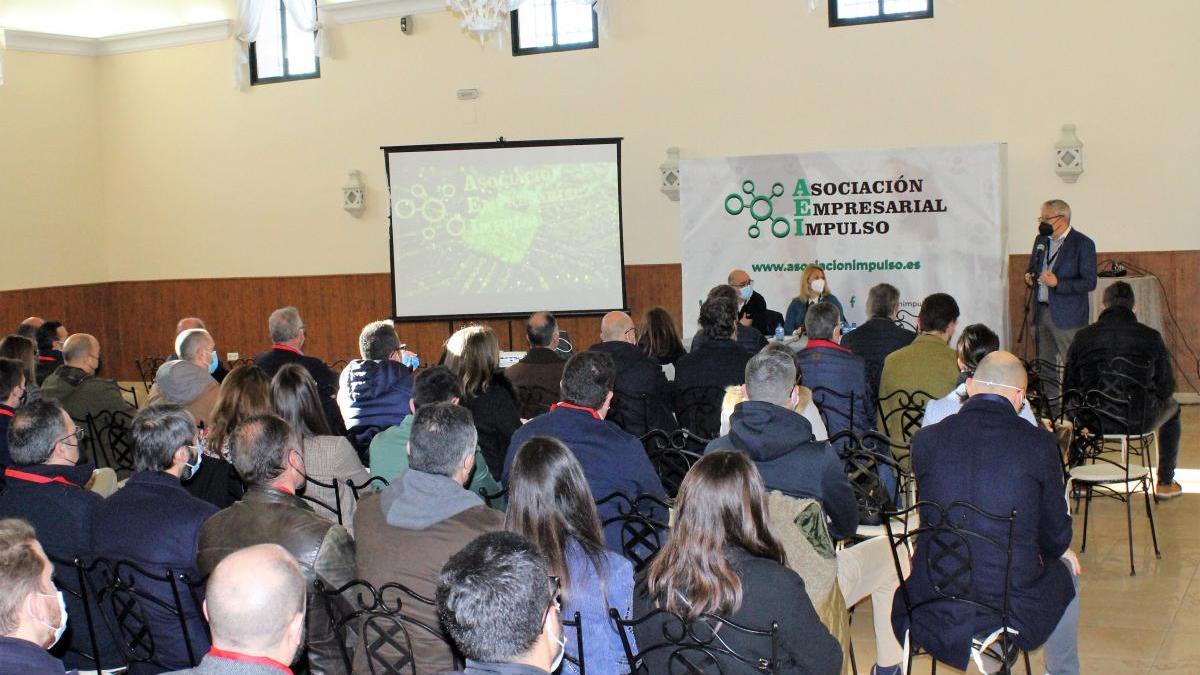 Presentación de Impulso en Almendralejo