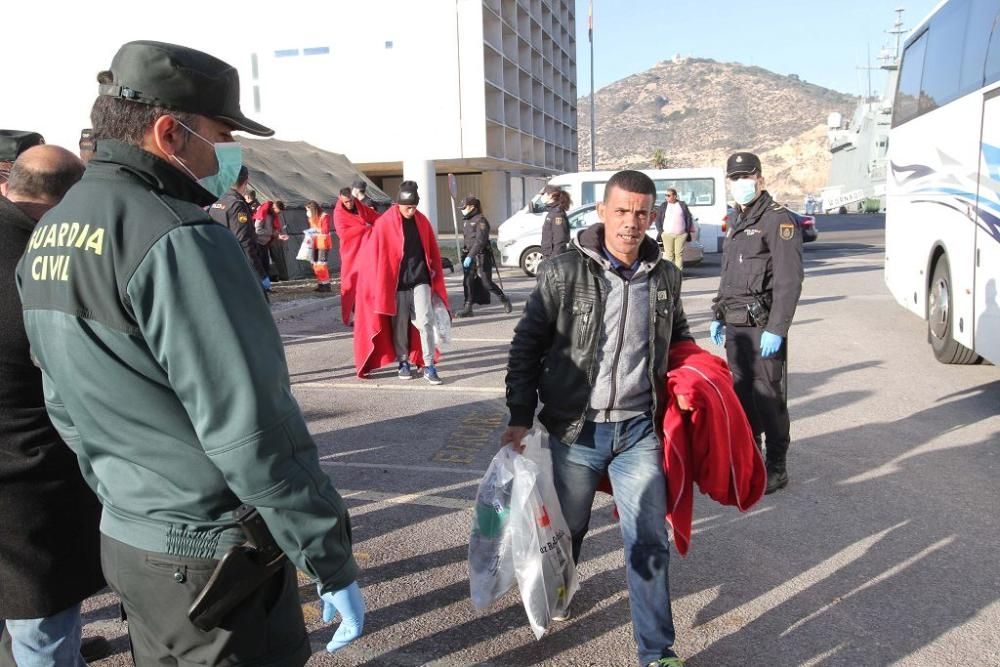 Oleada de pateras en la Región.