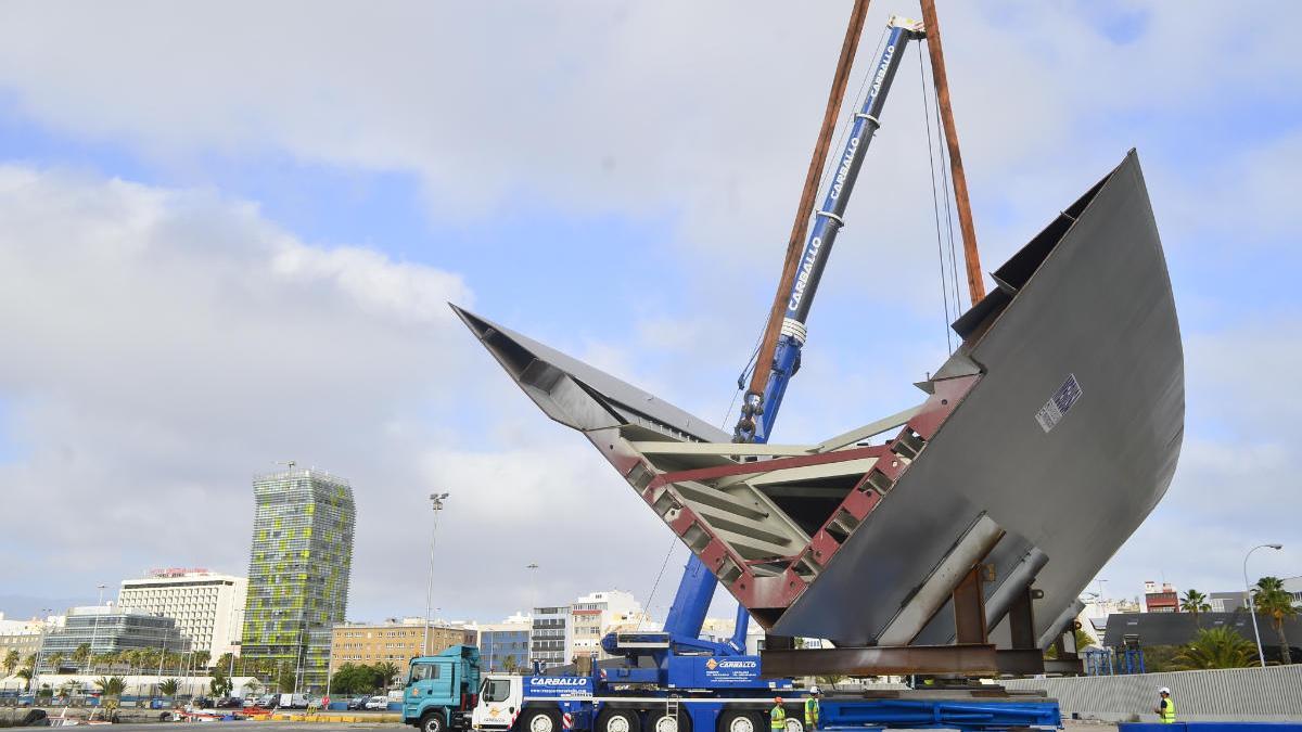 Instalan dos nuevas piezas de la pasarela Onda Atlántica