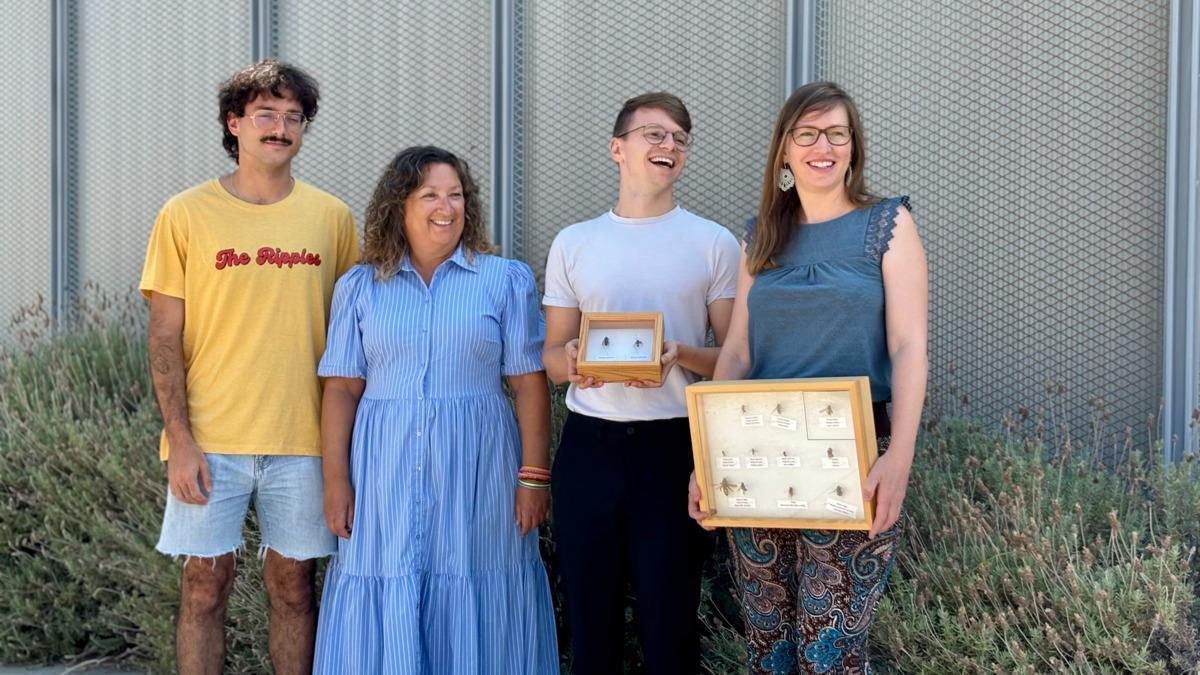Investigadors del grup de recerca en Entomologia Aplicada (Bee-etal Lab) de la Universitat de les Illes Balears.