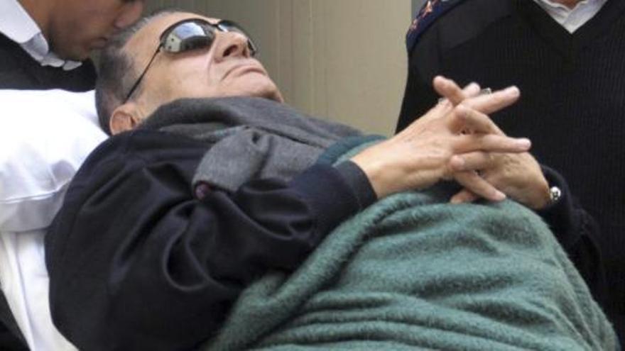 Hosni Mubarak, clínicamente muerto tras una trombosis