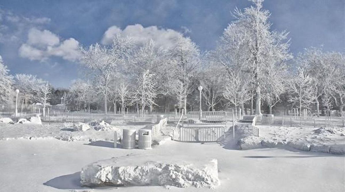 Vista d’un parc al voltant de Prospect Point a Niagara Falls.