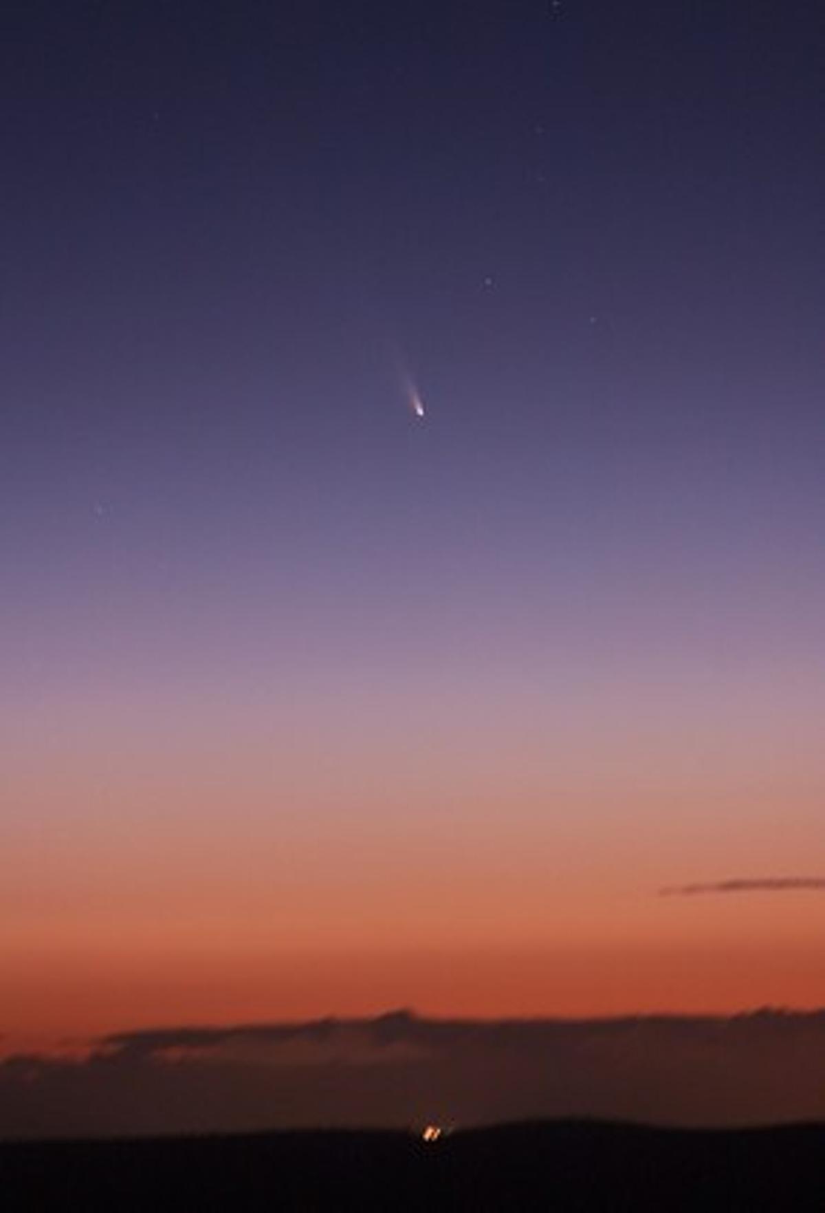 El cometa Pan-Starrs, vist el 3 de març des d’Austràlia. El cometa Pan-Starrs, vist el 3 de març des d’Austràlia.