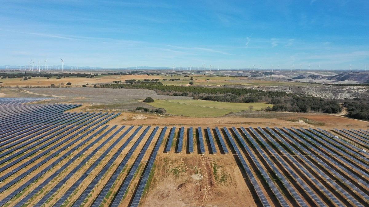 Imatge del primer projecte fotovoltaic d’Iberdrola en Castella i Lleó, Revilla Vallejera, a la província de Burgos.