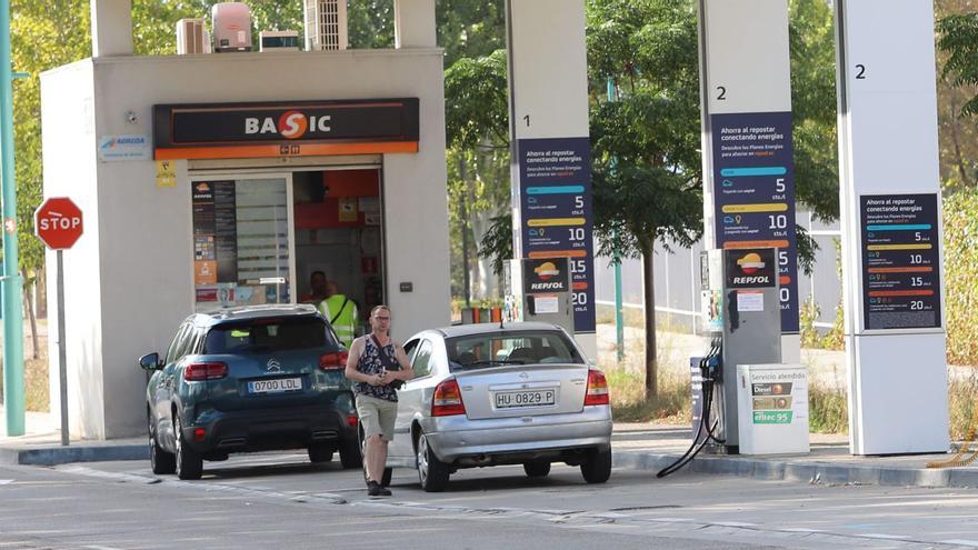 El precio del carburante en Málaga alcanza sus mínimos de este verano