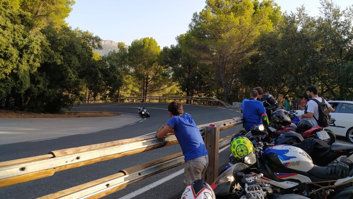 Carreras de motos en la Serra de Tramuntana.