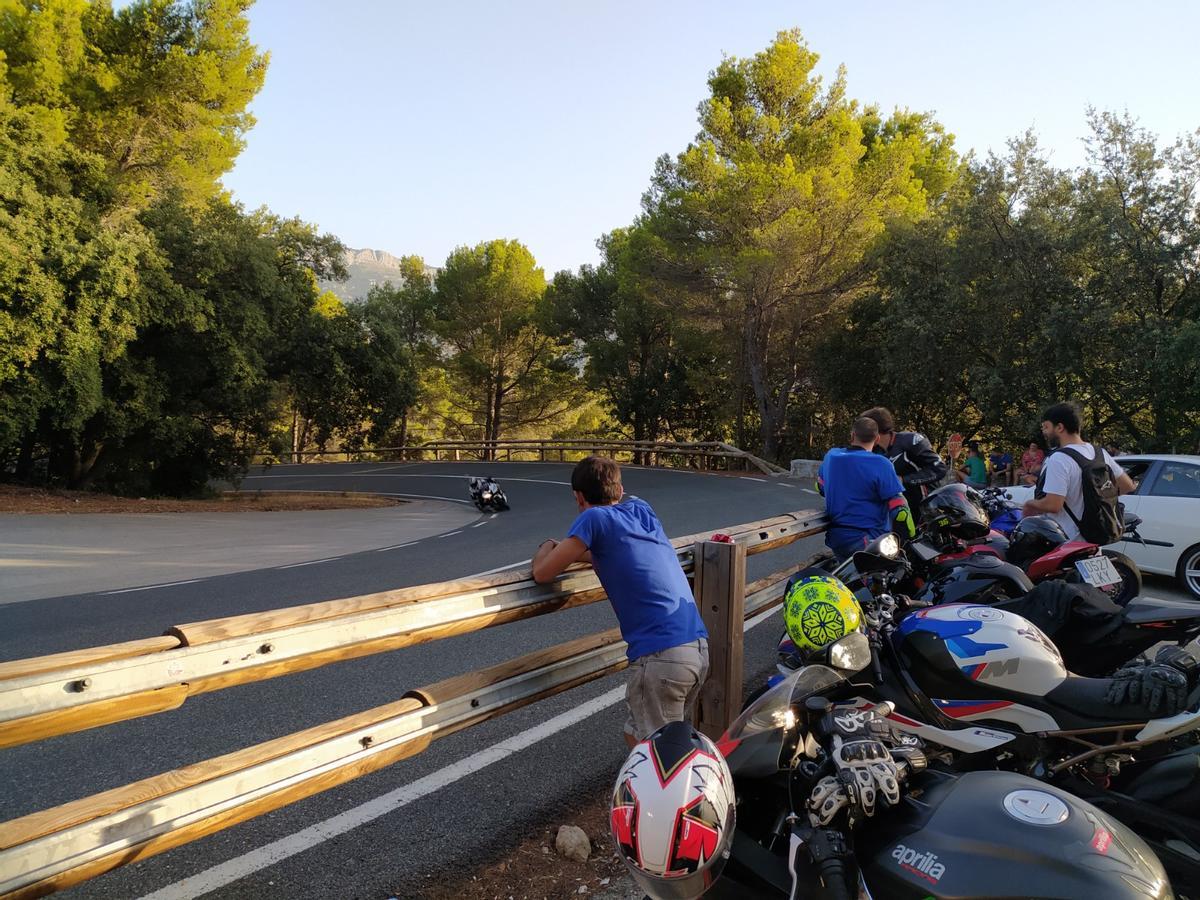 Carreras de motos en la Serra de Tramuntana.
