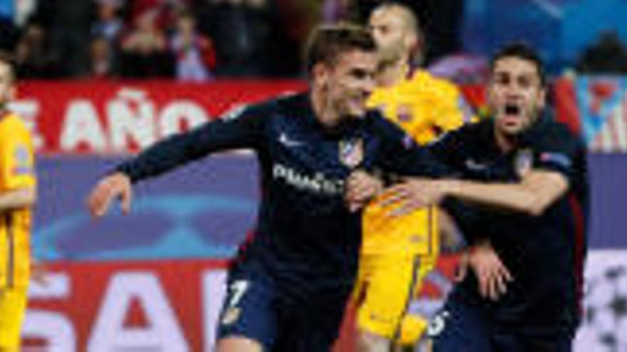 Griezmann celebrando un gol ante el Barça temporadas atrás.