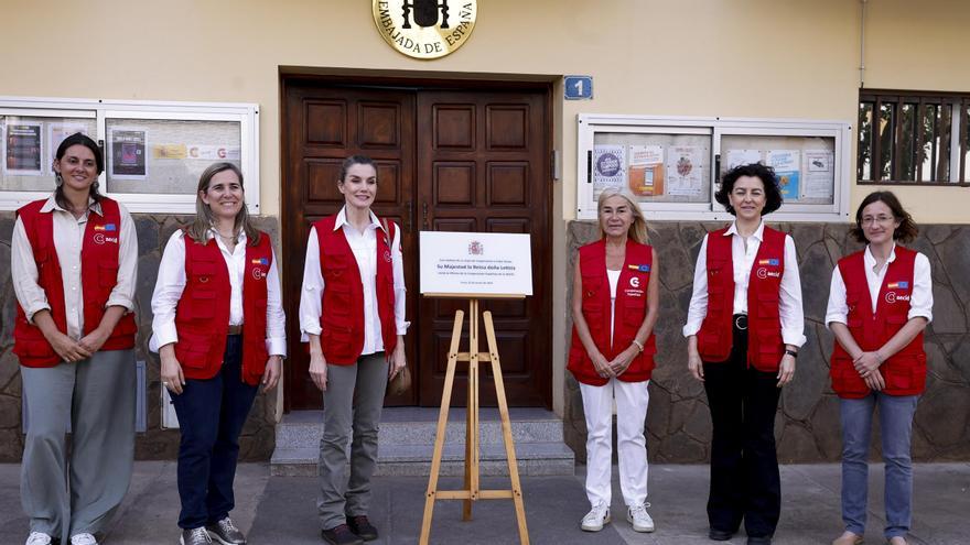 La embajadora ovetense que guía a la Reina Letizia en su viaje de cooperación a Cabo Verde