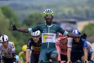 La etapa 8 del Tour de Francia, en imágenes
