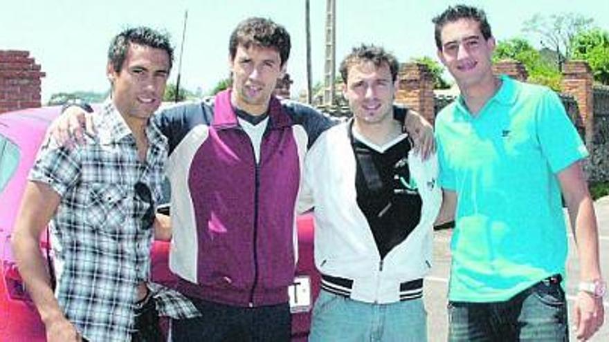 De izquierda a derecha, Noel Alonso, Neru, Luis Morán y Marcos Landeira, ayer, en Mareo.