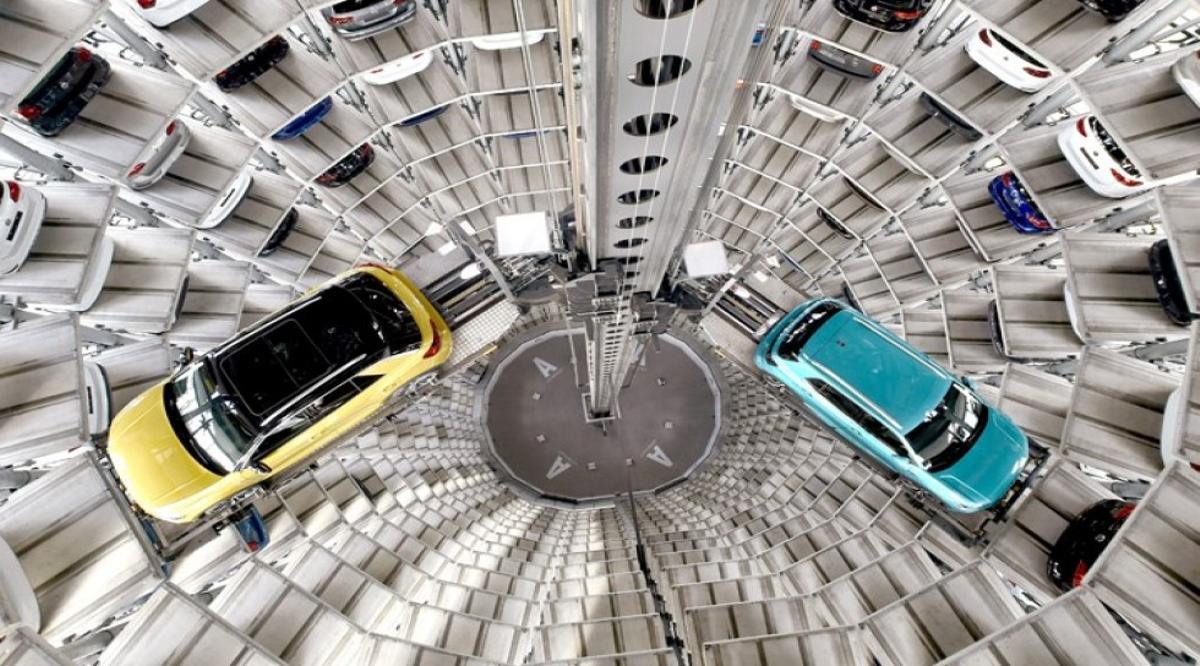Autostadt Car Towers