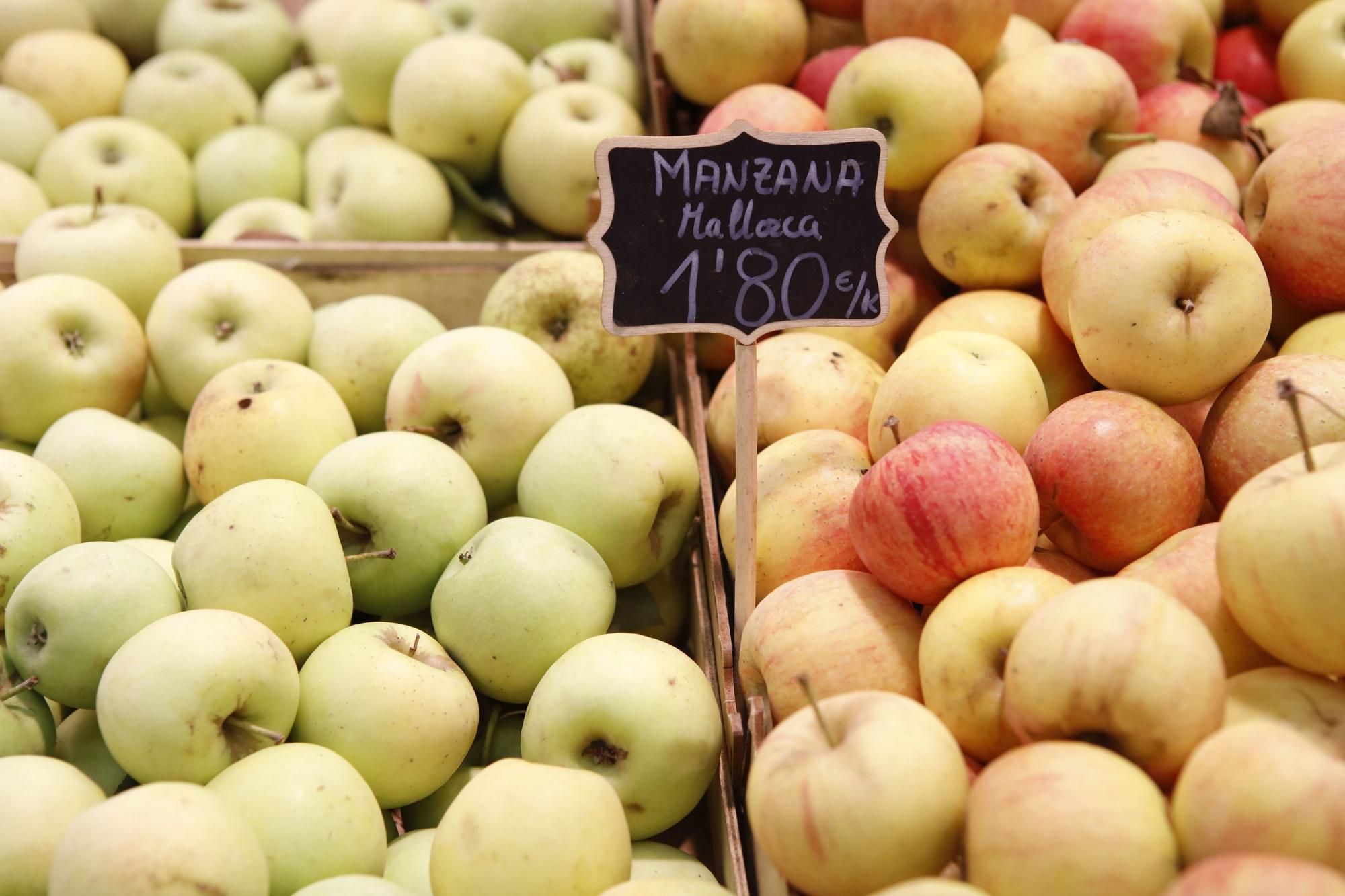 Mitten im Zentrum: Der Markt an der Plaça de l'Olivar