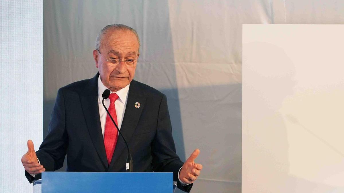El alcalde de Málaga, Francisco de la Torre, informó sobre el nuevo Plan