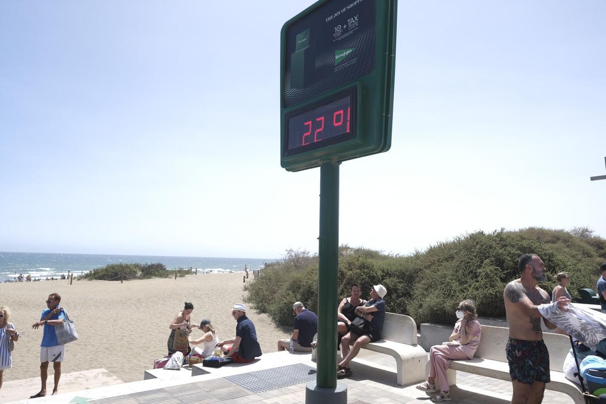 Las playas del sur recobran vida en Semana Santa